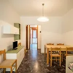 Condominio Marinella 5